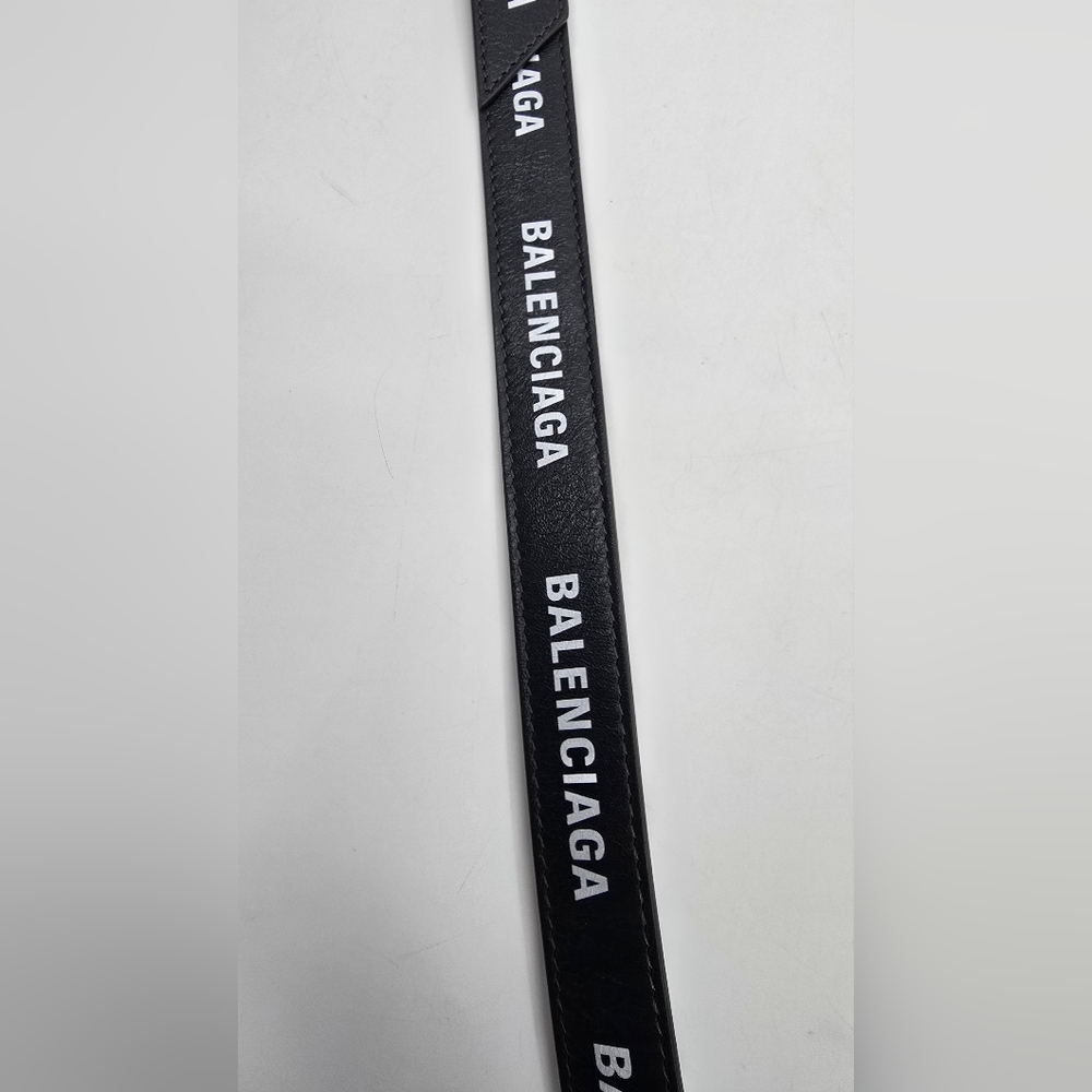 Balenciaga Classic Logo Shoulder Strap - Picture 5 of 16